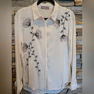 Unique Beaded White Women's Button Down Top, Size L
